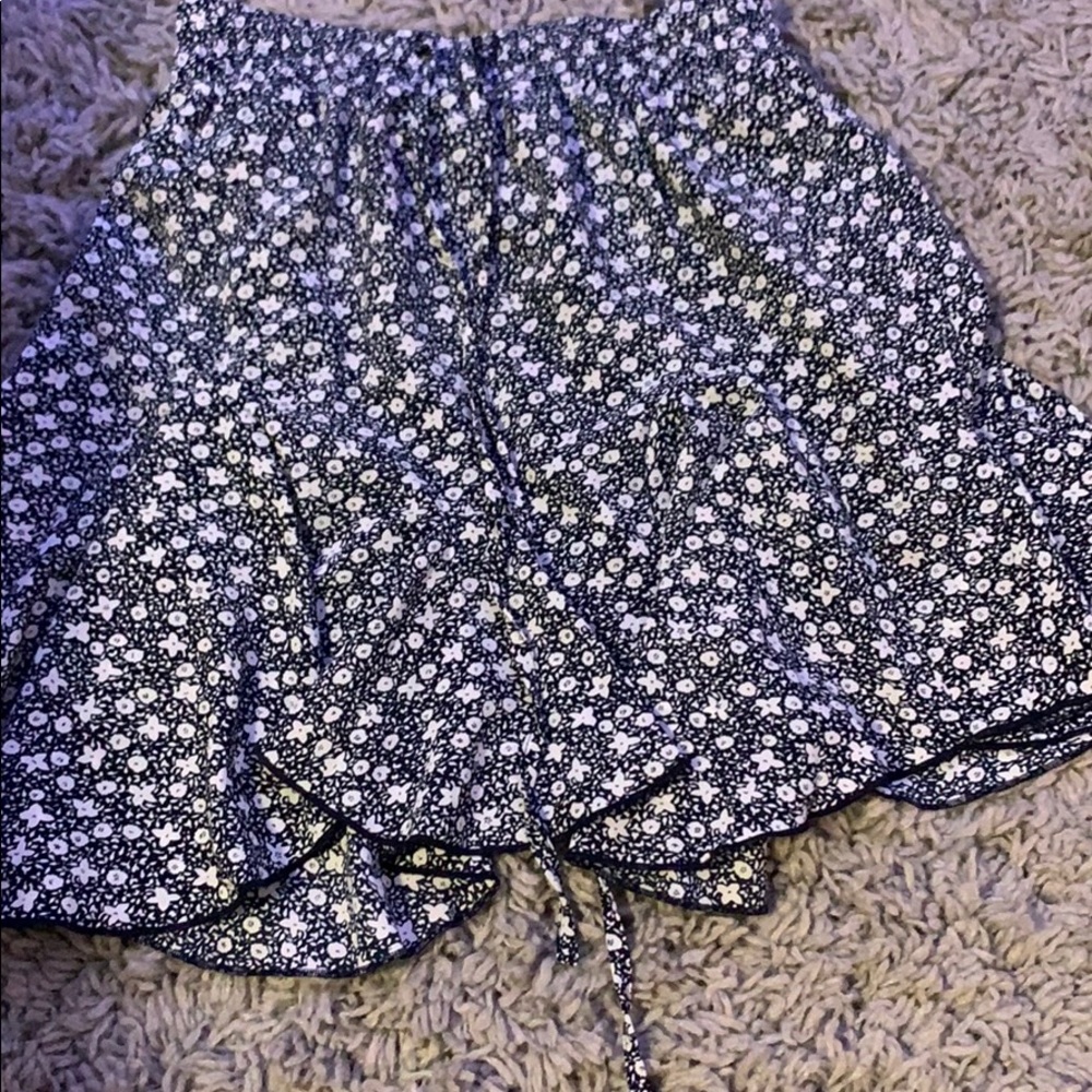 Floral print skirt
